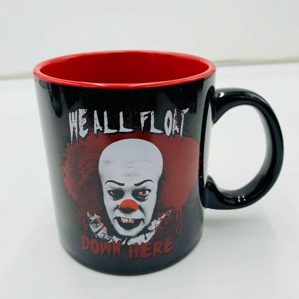 Silver Buffalo IT We All Float Down Here 20 Oz Mug